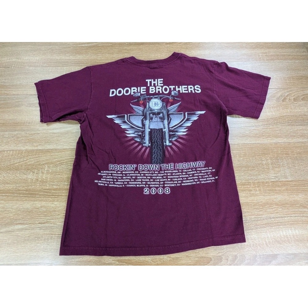 Doobie Brothers Shirt Mens Medium Maroon 2008 Rockin Down The Highway Tour Tee